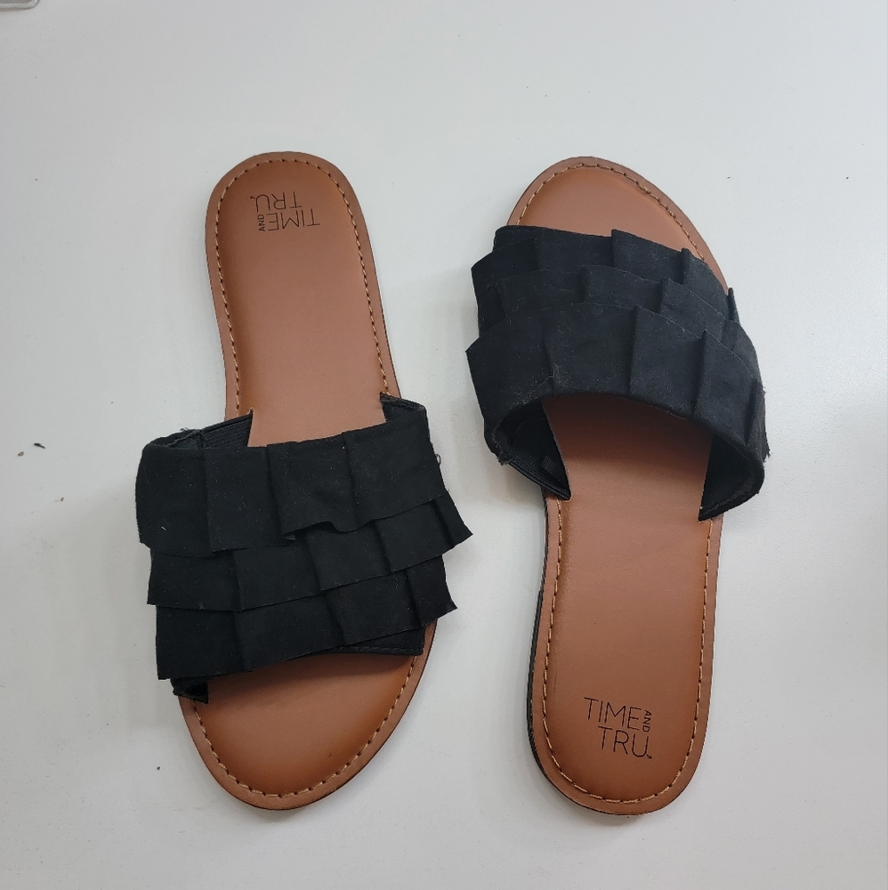Black Sandal